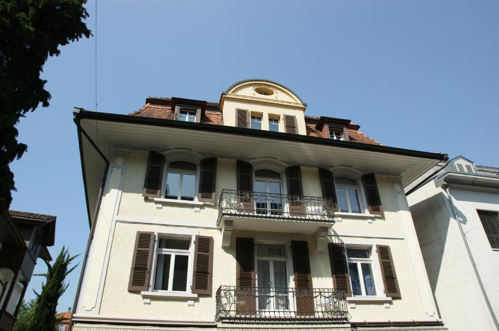 Swiss Holidays Apartment Rosenstrasse 10 Интерлакен Экстерьер фото